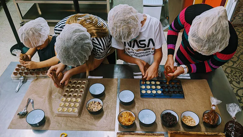 Bonbons & Bars Workshop